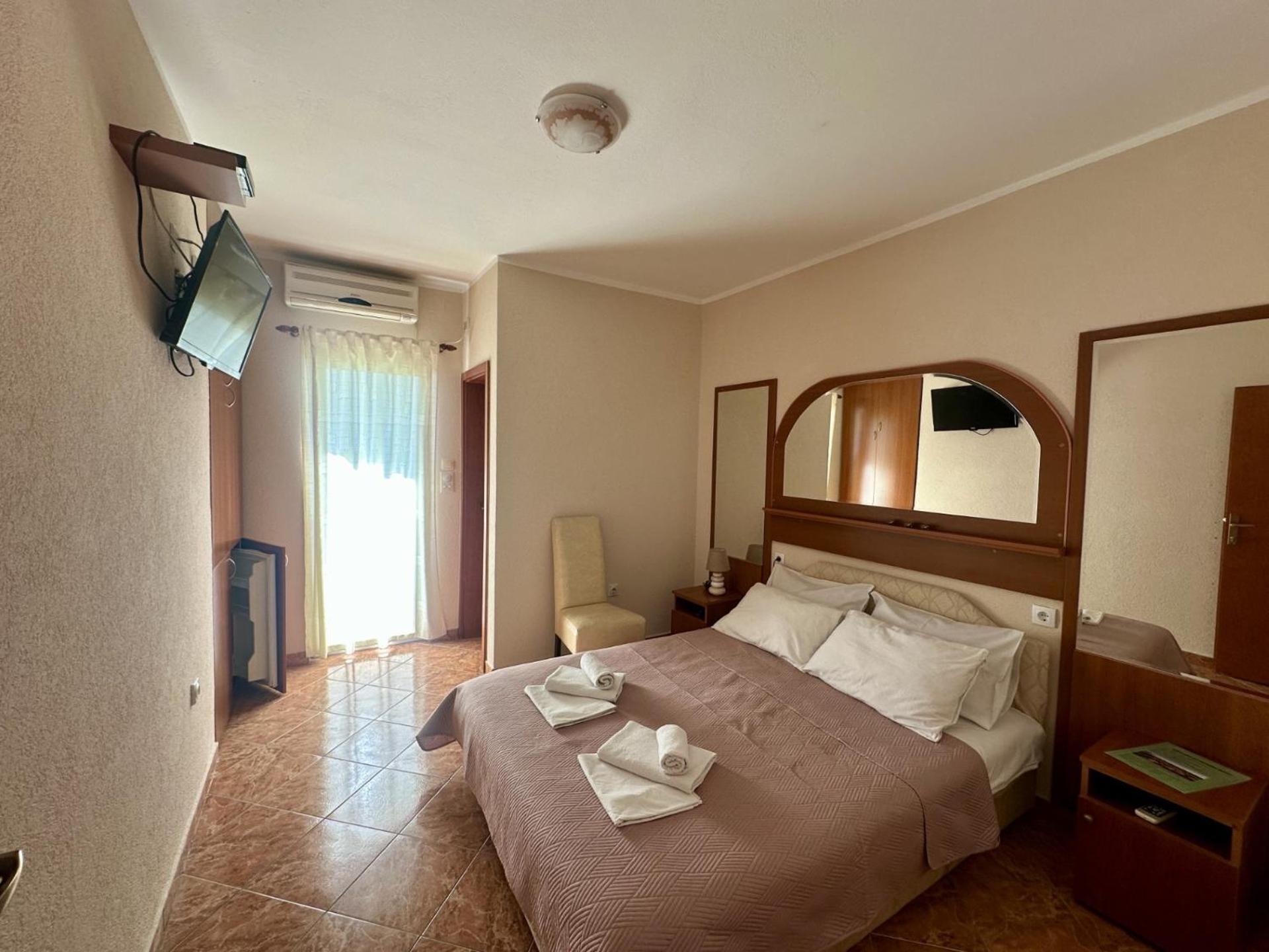 Pansion Nobel Hotel Petrovac Eksteriør billede
