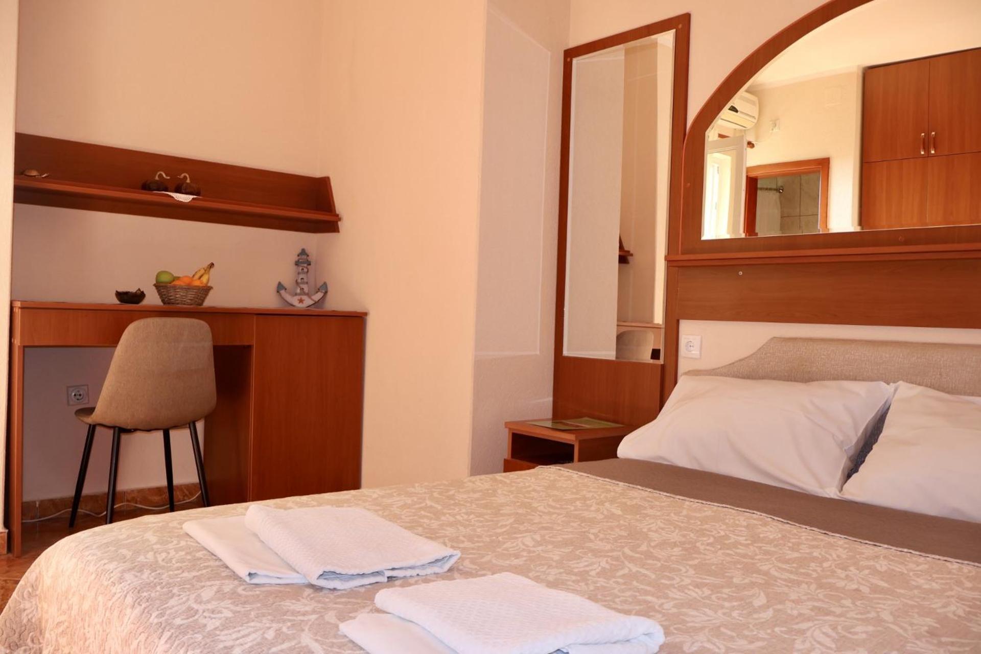 Pansion Nobel Hotel Petrovac Eksteriør billede