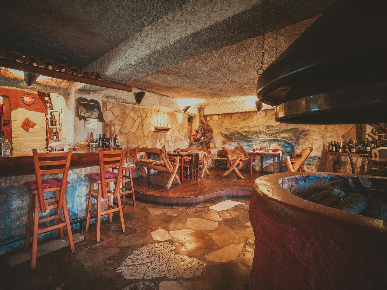 Pansion Nobel Hotel Petrovac Eksteriør billede