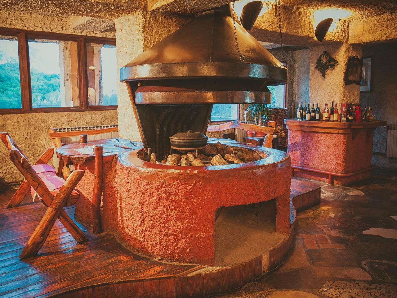 Pansion Nobel Hotel Petrovac Eksteriør billede